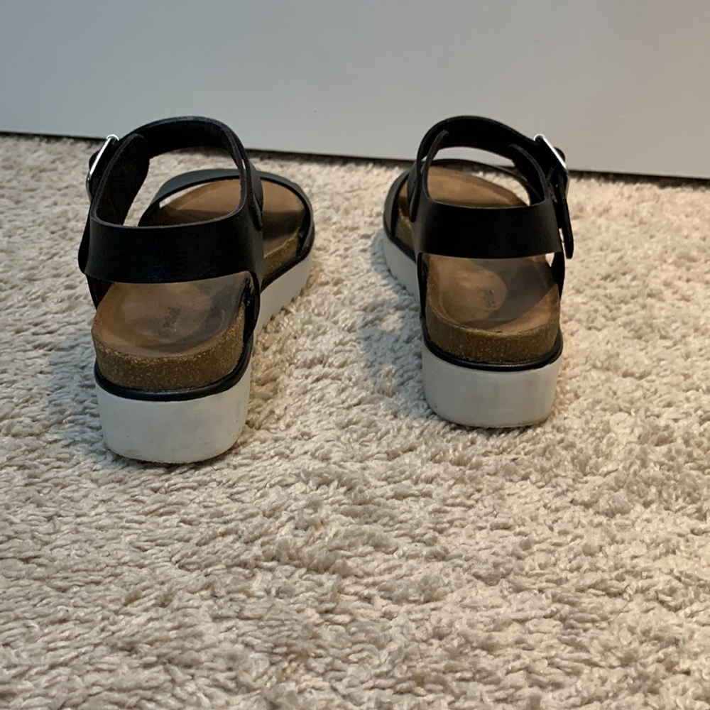 Platform Sandals - Picture 5 of 7
